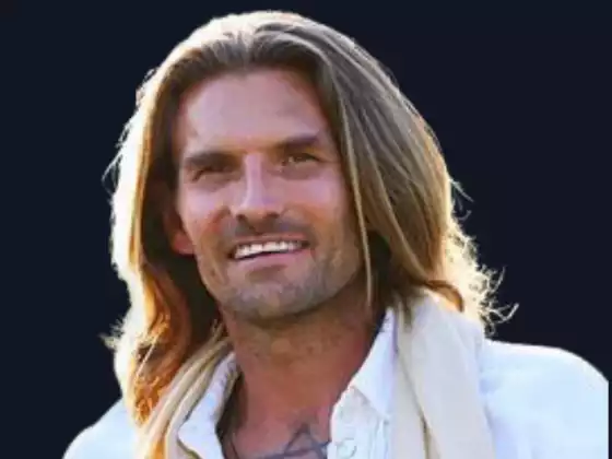 Wolf Purnananda ,
Spirituality
Expert at Simposio Fit & Free en 2023